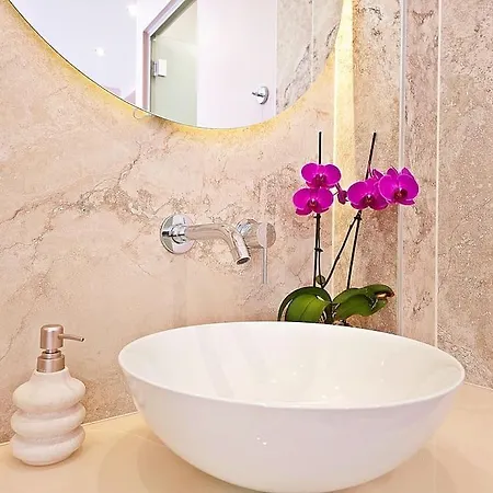 アパート Luxury House Noble- Location In Town