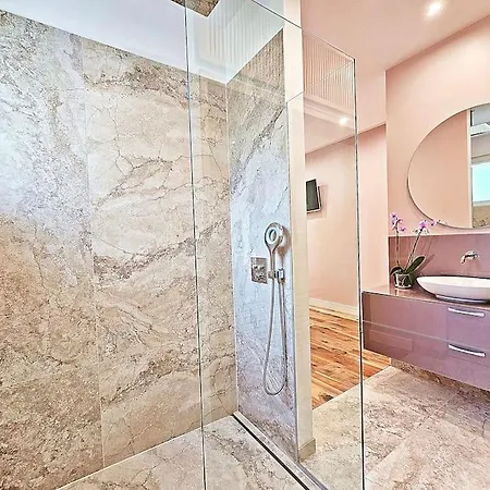 Luxury House Noble- Location In Town Апартаменти Спліт